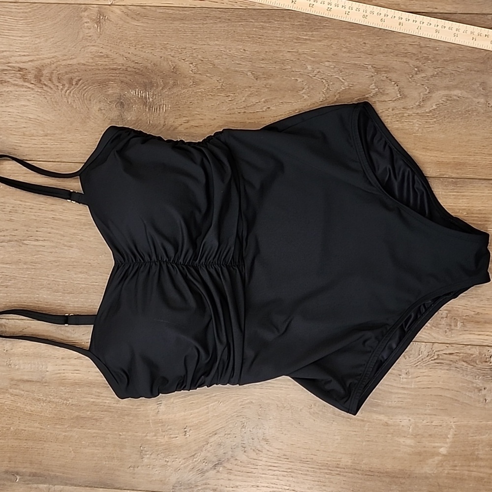 Lands' End Women's UPF 50 Full Coverage Tummy Control 1 Piece Swimsuit Black 14